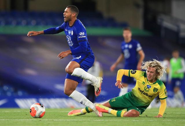 更是对人文 更是对人文